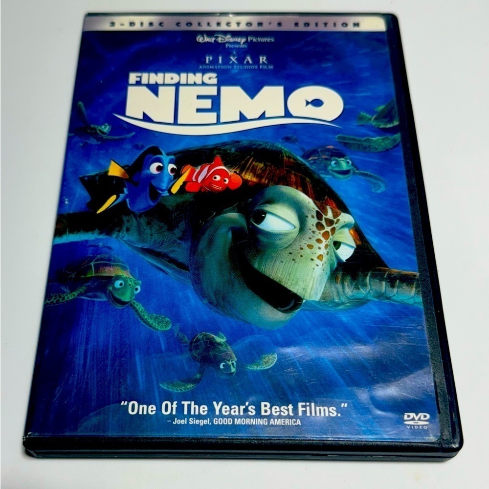 Walt Disney’s Finding Nemo Collector’s Edition DVD. Disc 1 Widescreen ONLY!